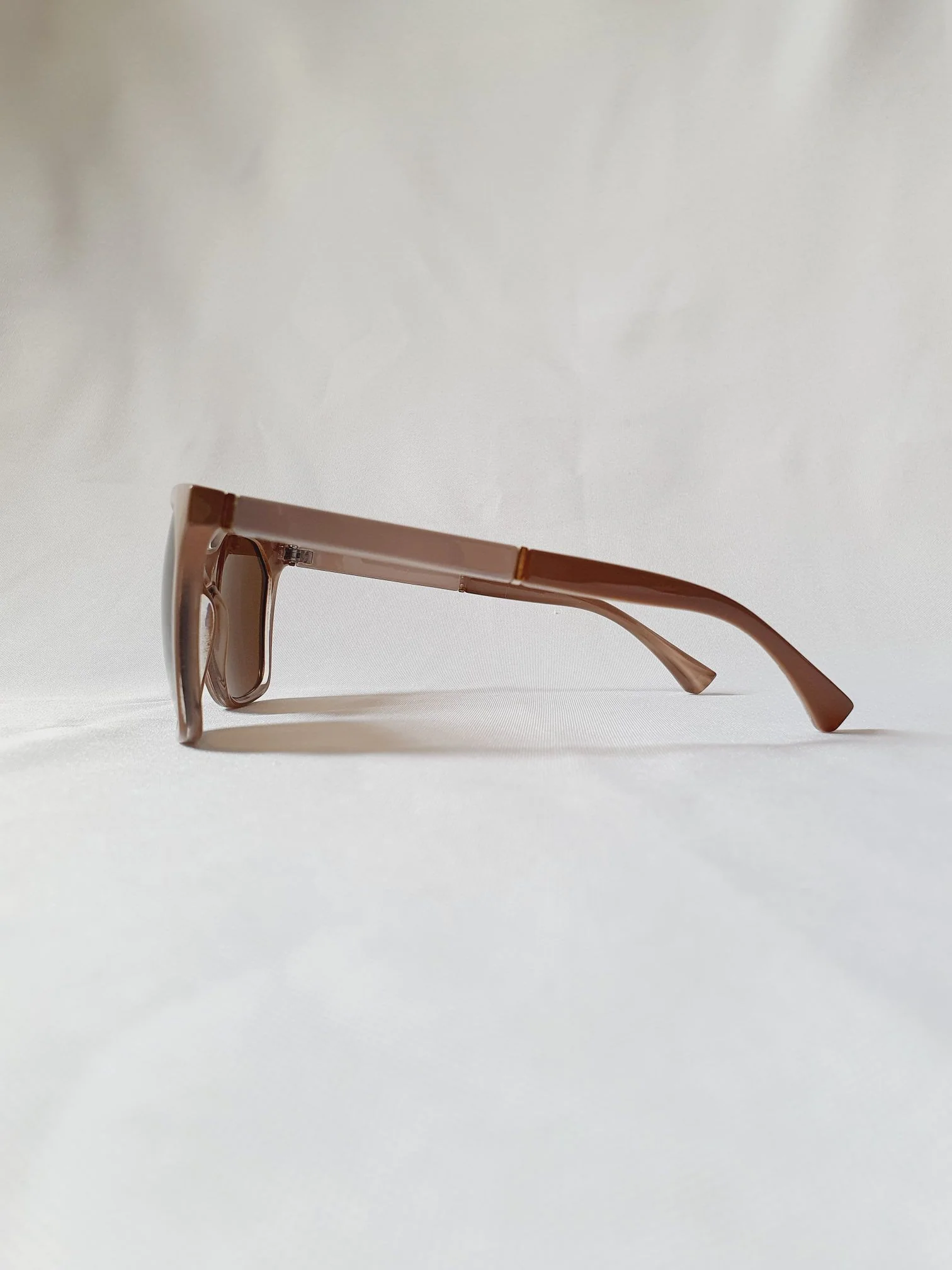 Vintage Sunglasses 34 - Image 5