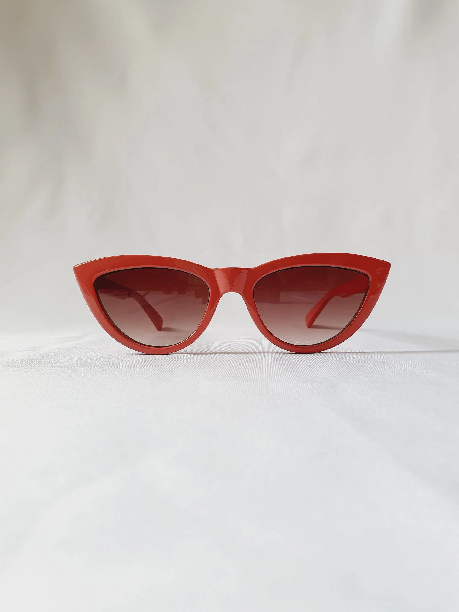 Vintage Sunglasses 38 - Image 3