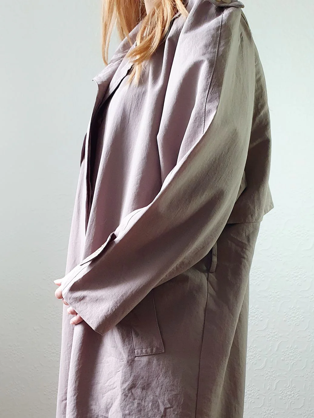 Vintage Taupe Grey Single Breasted Long Trench Coat - L - Image 13