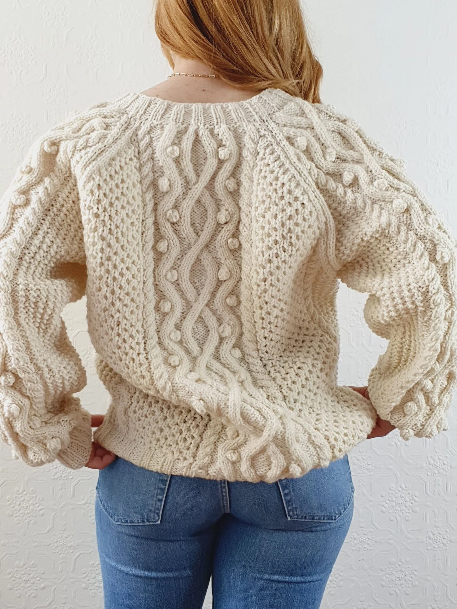 Vintage V-Neck 100% Wool Handknitted Aran Jumper - L - Image 4