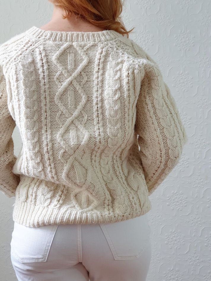 Vintage V-Neck 100% Wool Handknitted Cream Aran Jumper - S/M - Image 7
