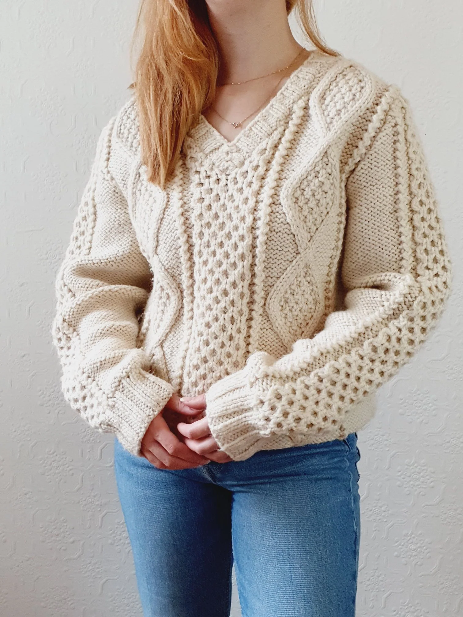 Vintage V-Neck Arran Jumper - M/L - Image 8