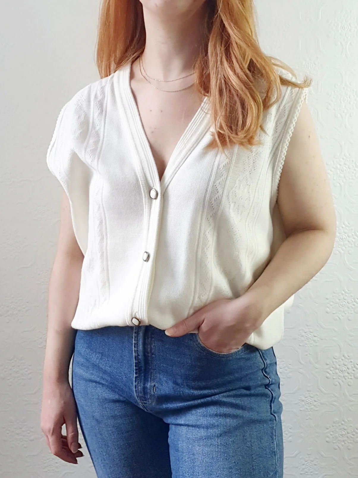 Vintage V-Neck Ivory Vest - L - Image 5