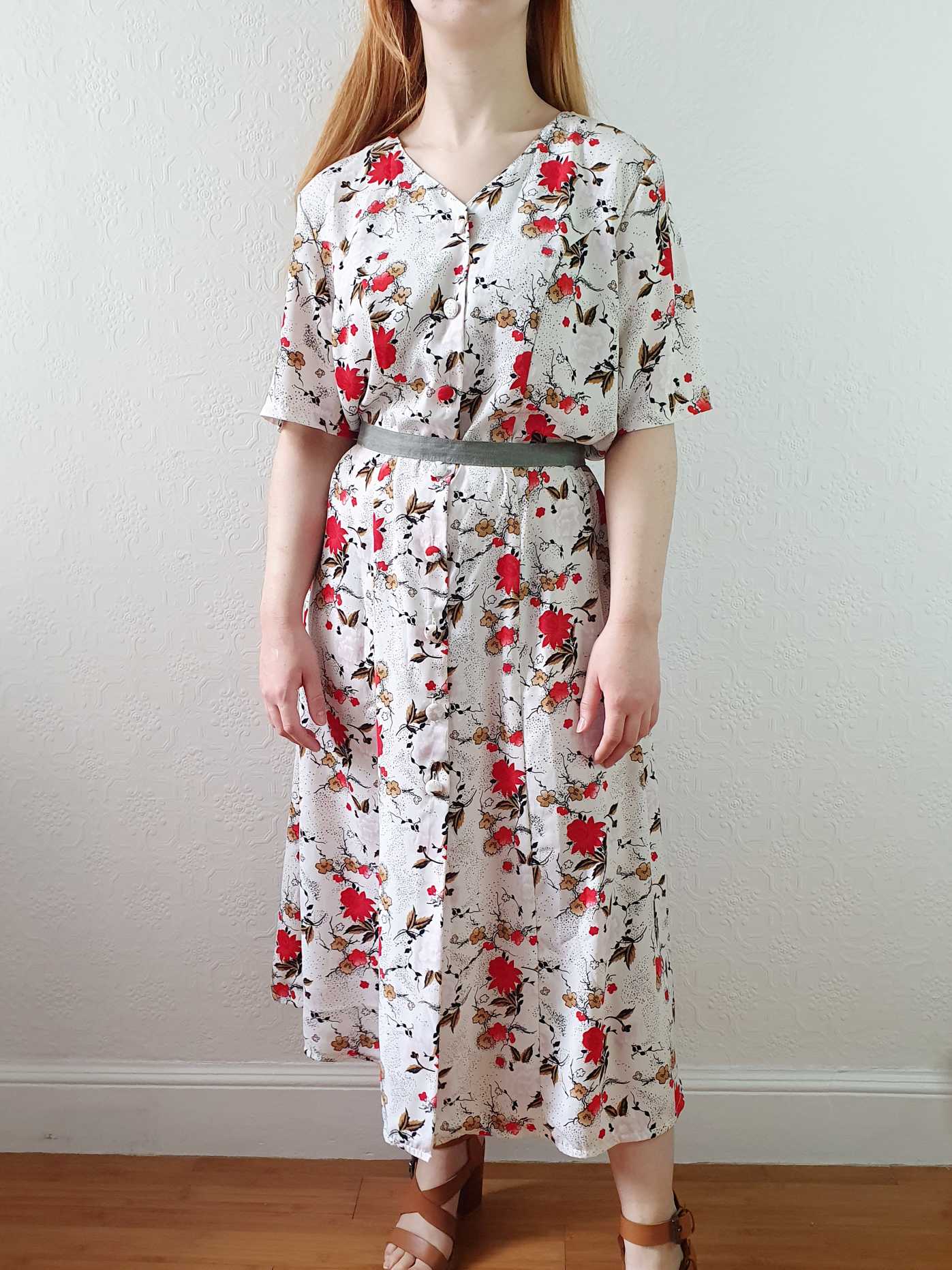 Vintage White and Red Floral Short Sleeve Dress  - XL - Image 2