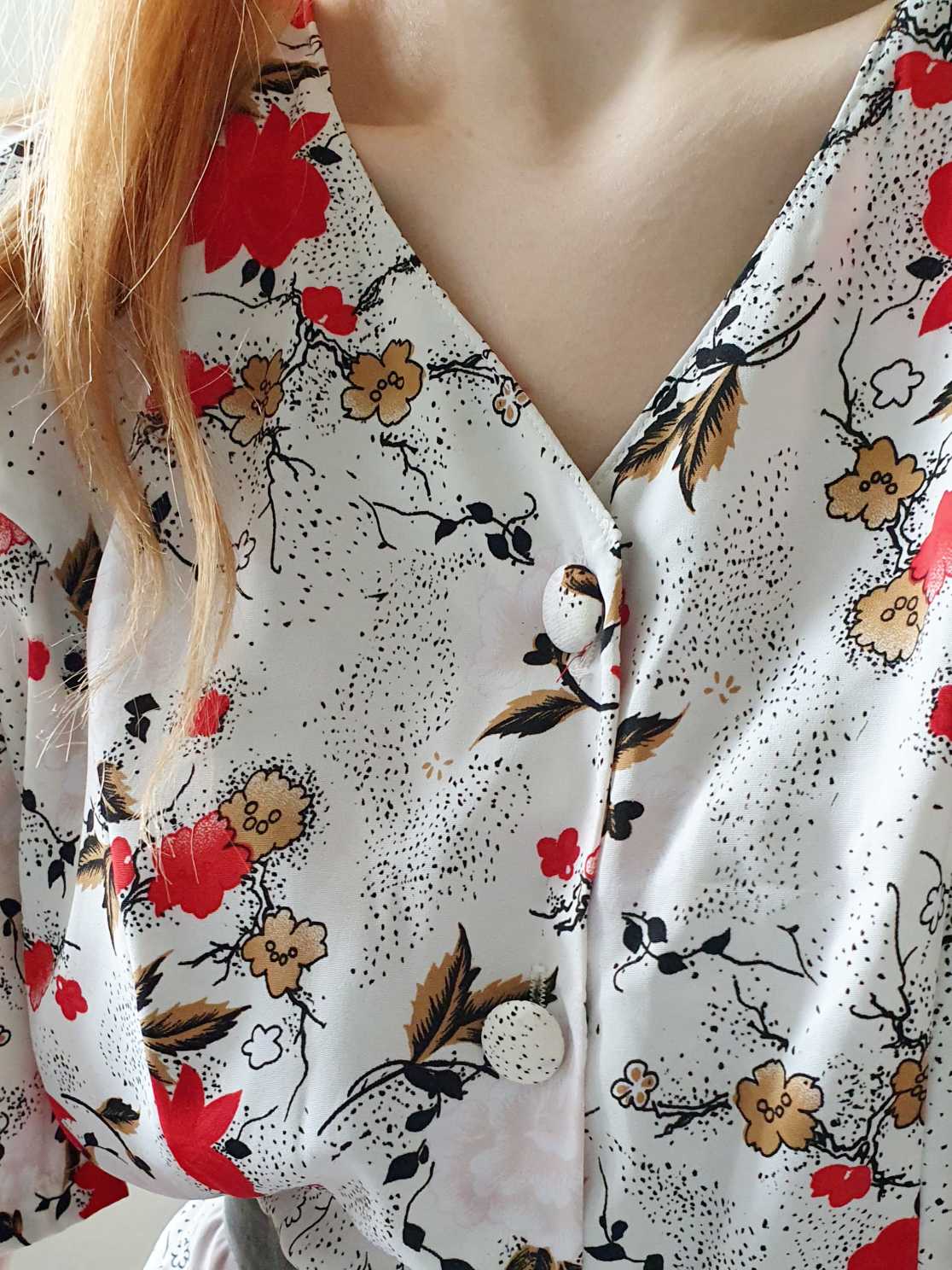 Vintage White and Red Floral Short Sleeve Dress  - XL - Image 6