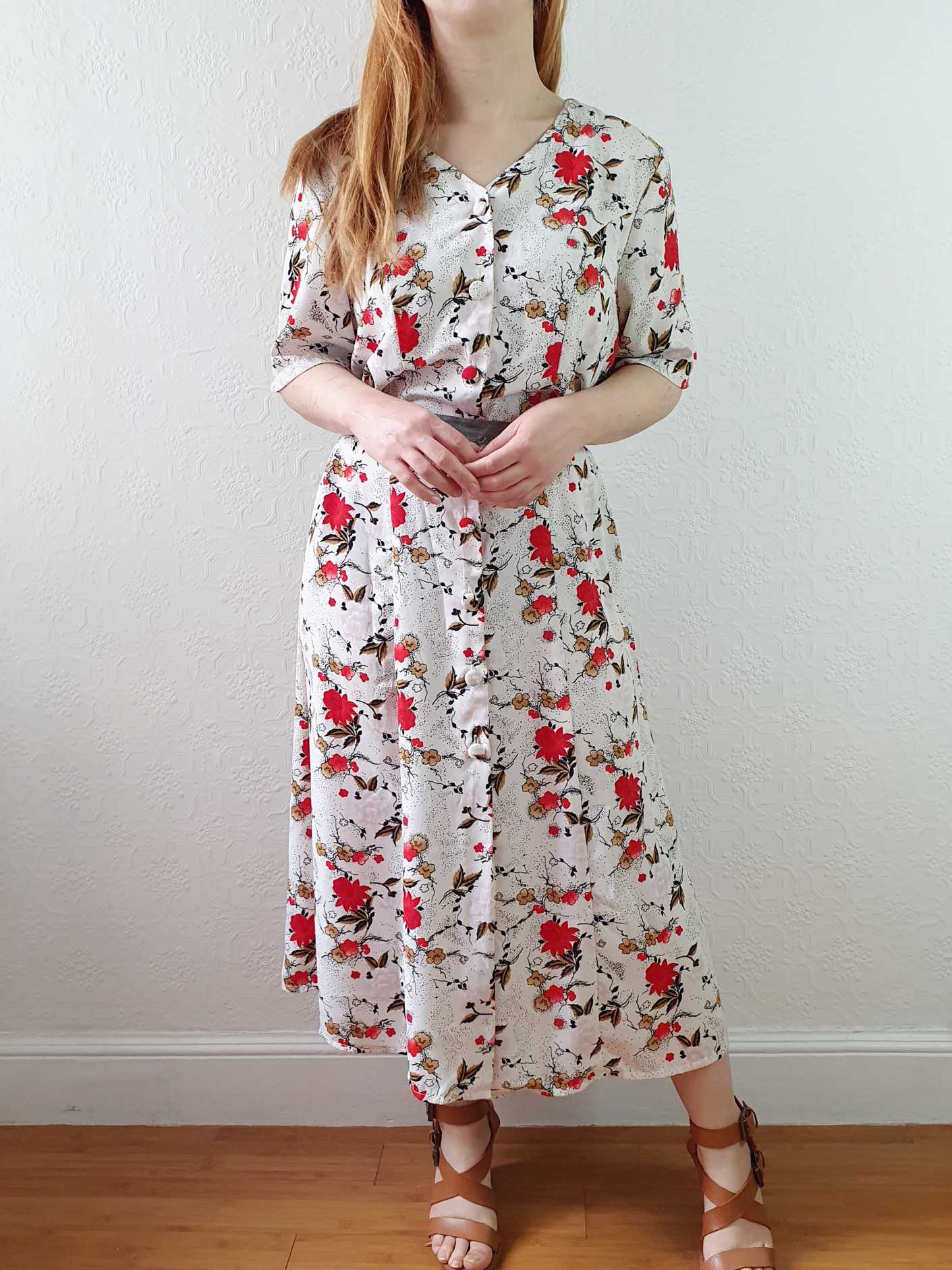 Vintage White and Red Floral Short Sleeve Dress  - XL - Image 9