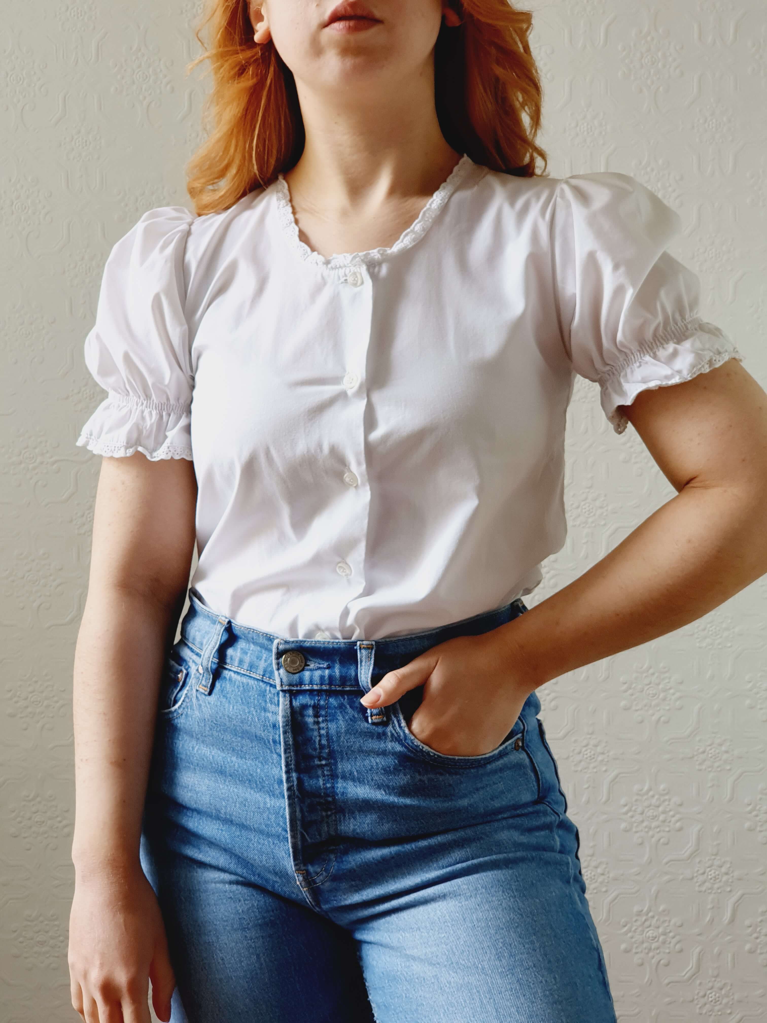 Vintage White Austrian Lacy Dirndl Blouse with Puff Sleeves - XS/S - Image 4