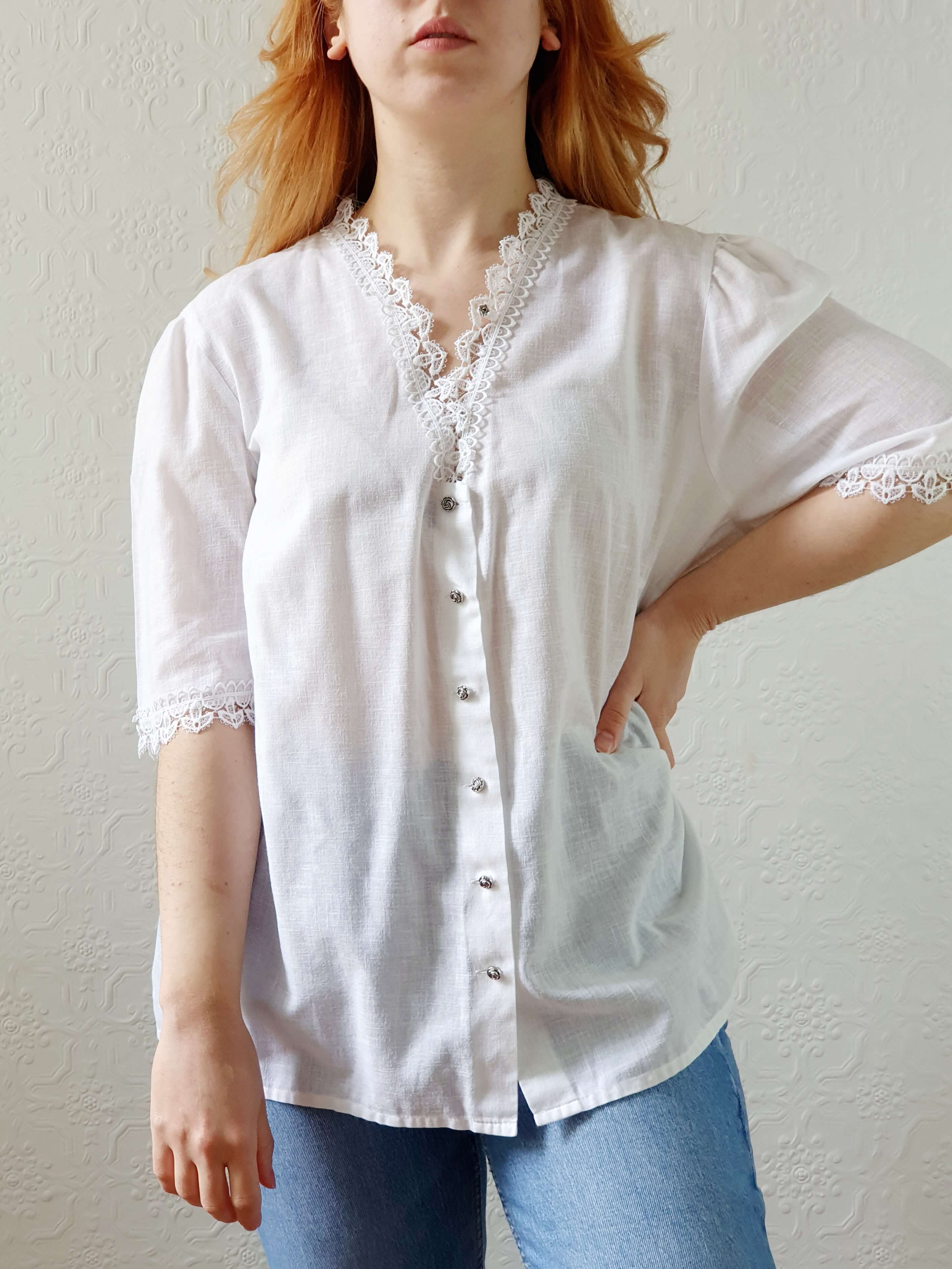 Vintage White Austrian Lacy Dirndl Blouse - XXL - Image 6