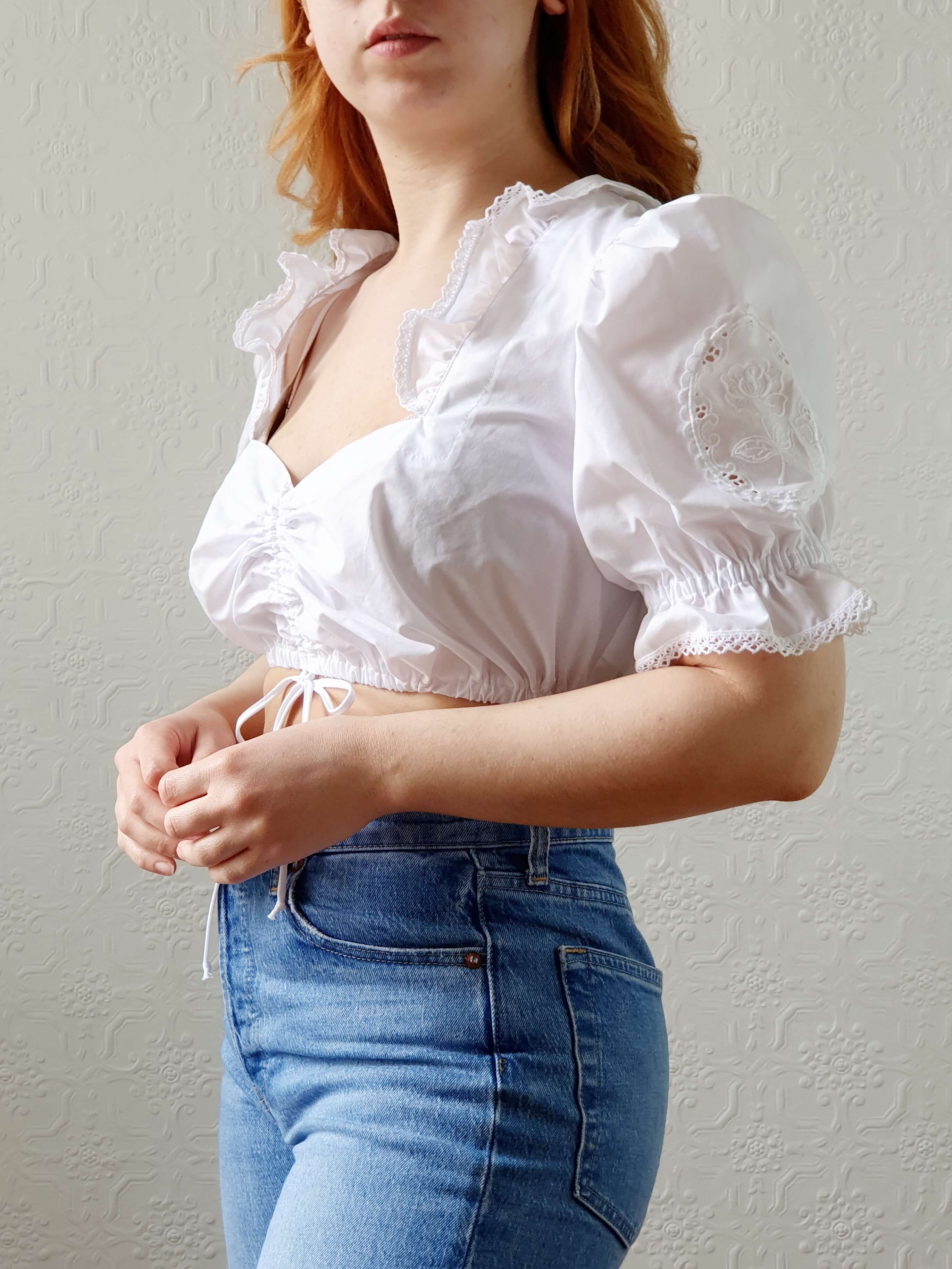 Vintage White Cotton Austrian Dirndl Cropped Top with Puff Sleeves - M - Image 5