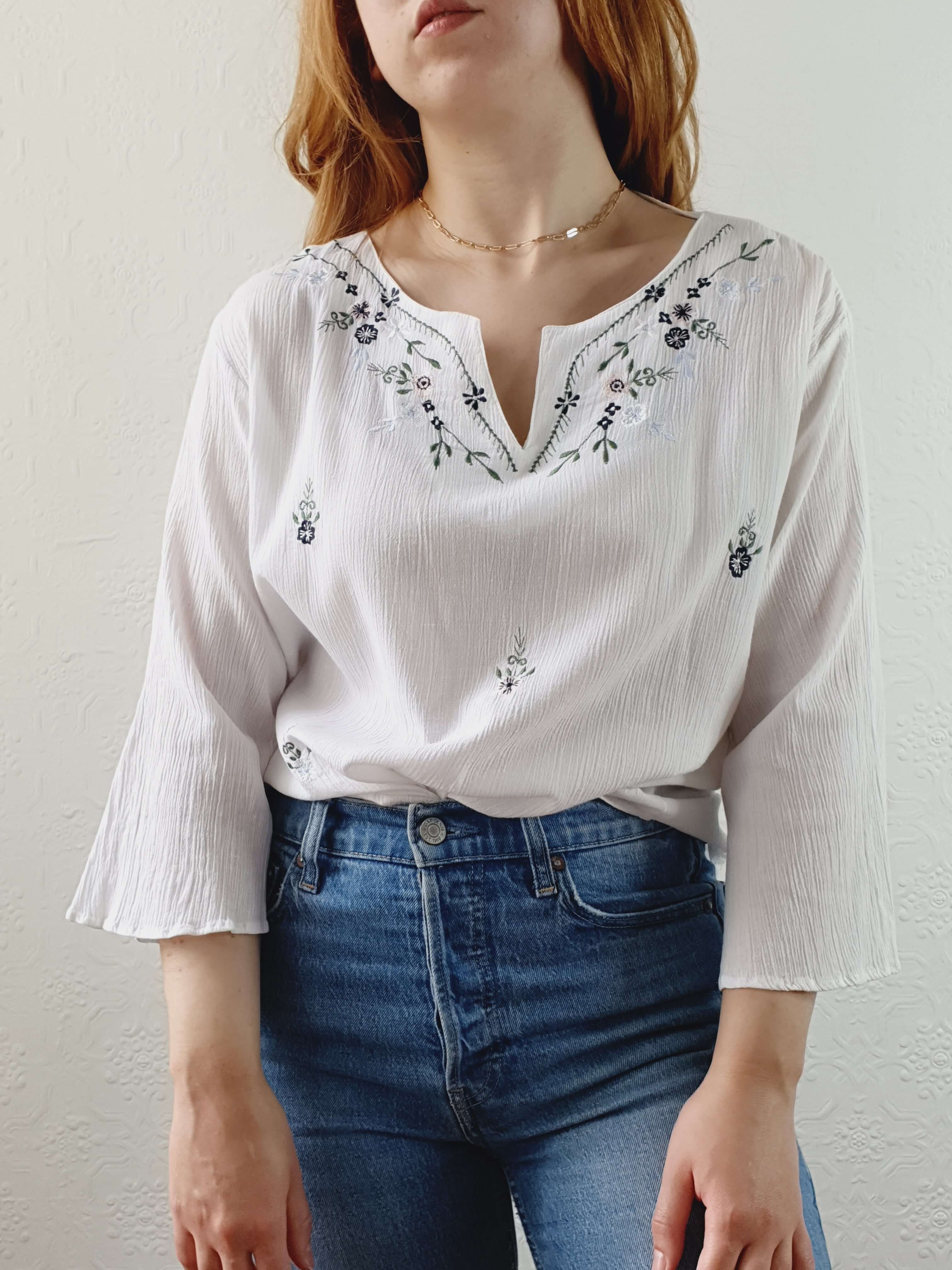 Vintage White Cotton Embroidered 3/4 Sleeve Blouse - M/L