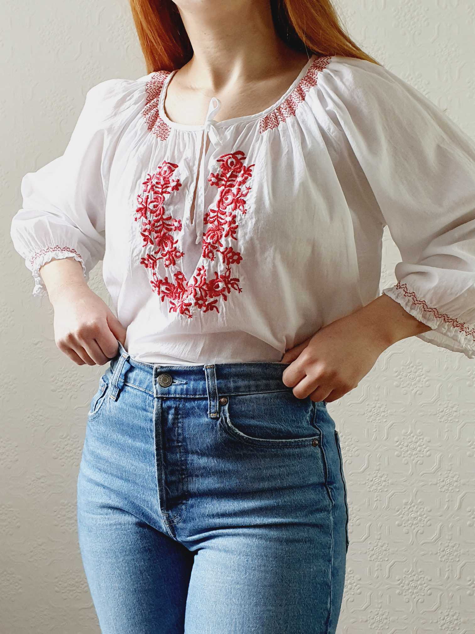 Vintage White Cotton Embroidered Folk Blouse - M/L