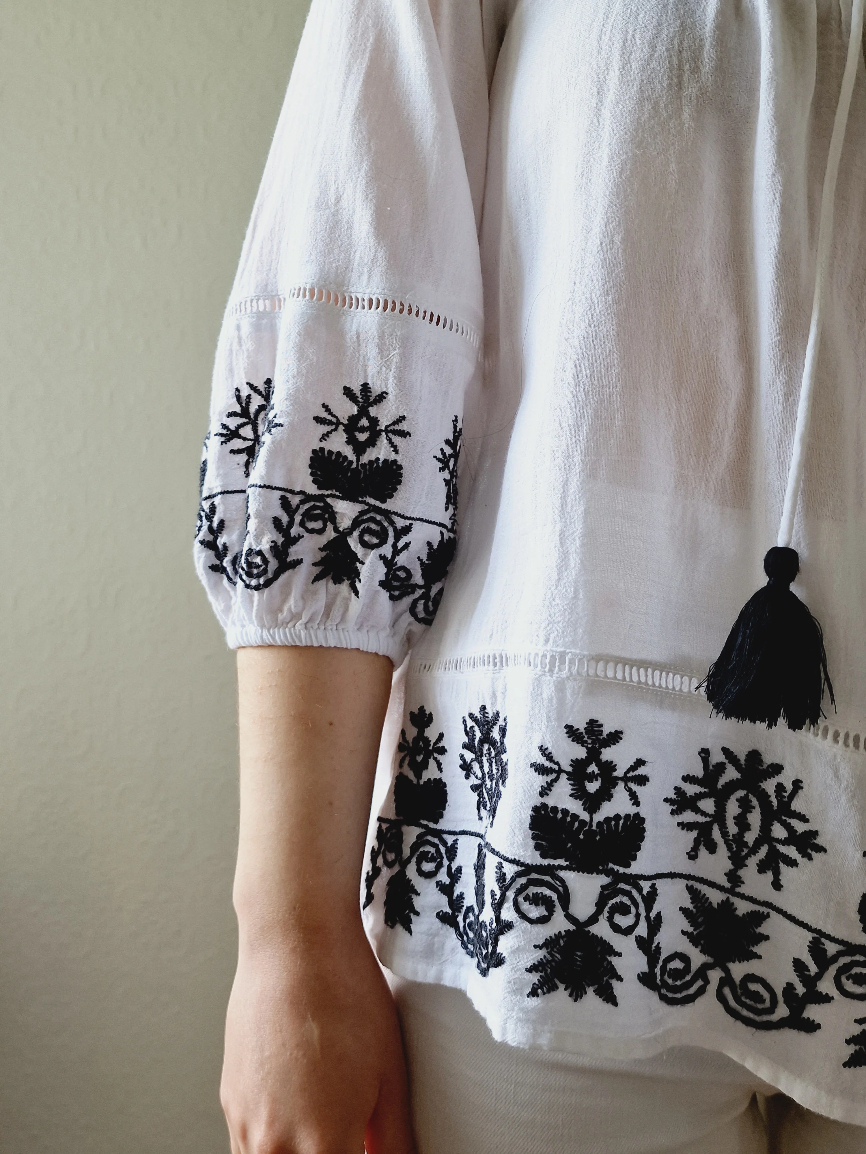 Vintage White Cotton Folk Blouse with Black Embroidery - S/M - Image 5