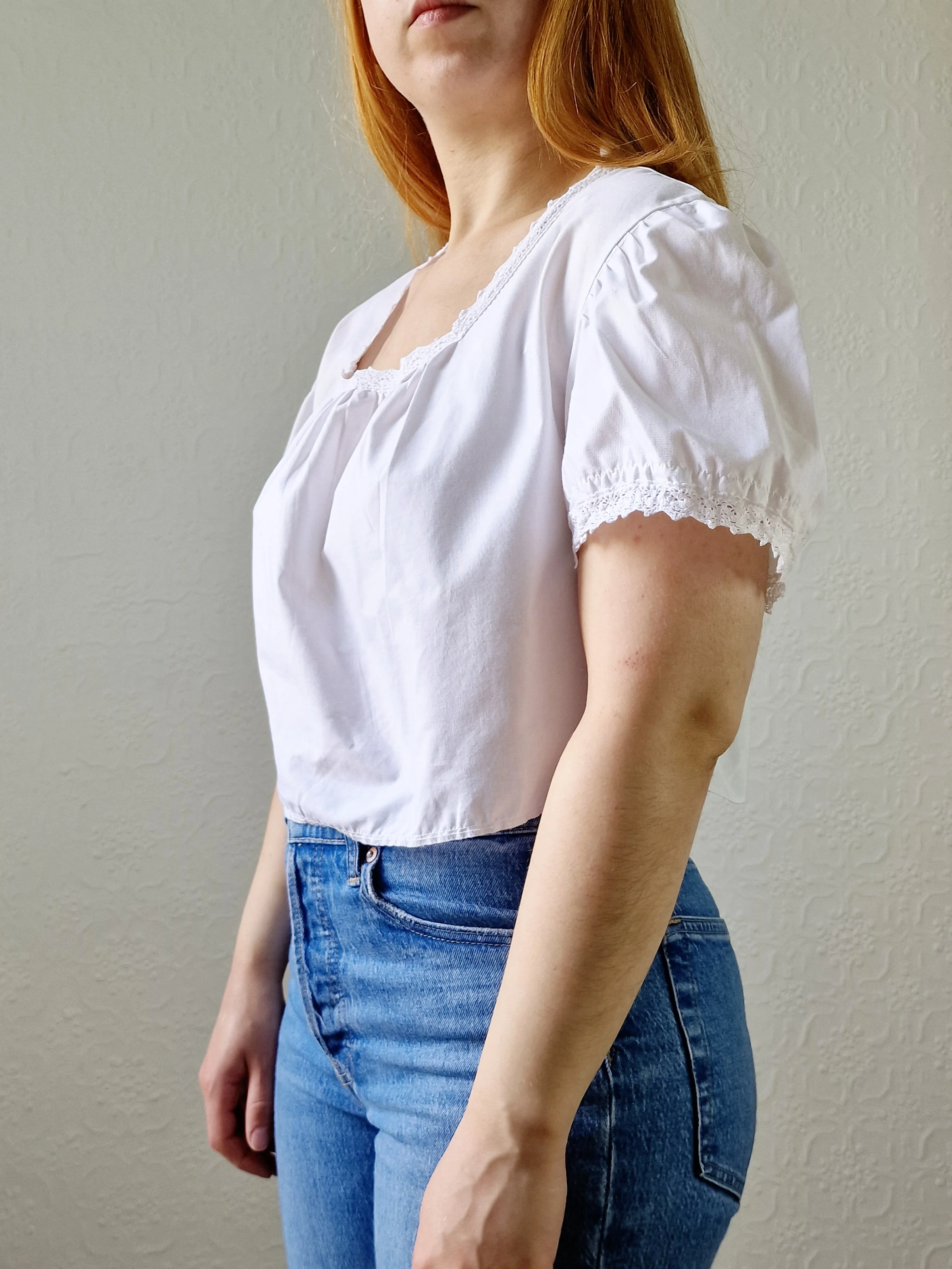 Vintage White Cotton Lacy Blouse with Square Neckline and Puff Sleeves - M/L - Image 2