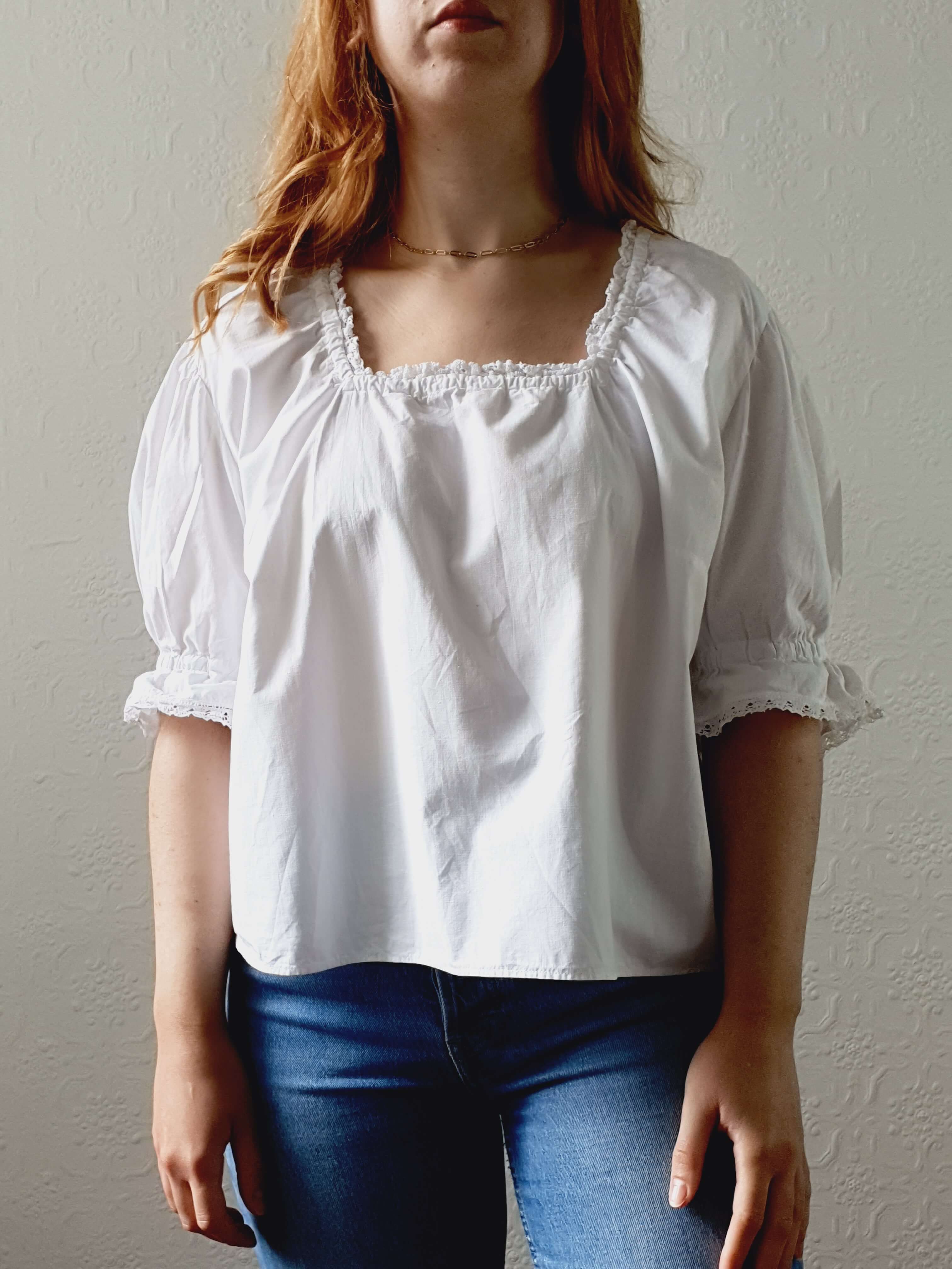Vintage White Cotton Lacy Blouse with Square Neckline and Puff Sleeves - L