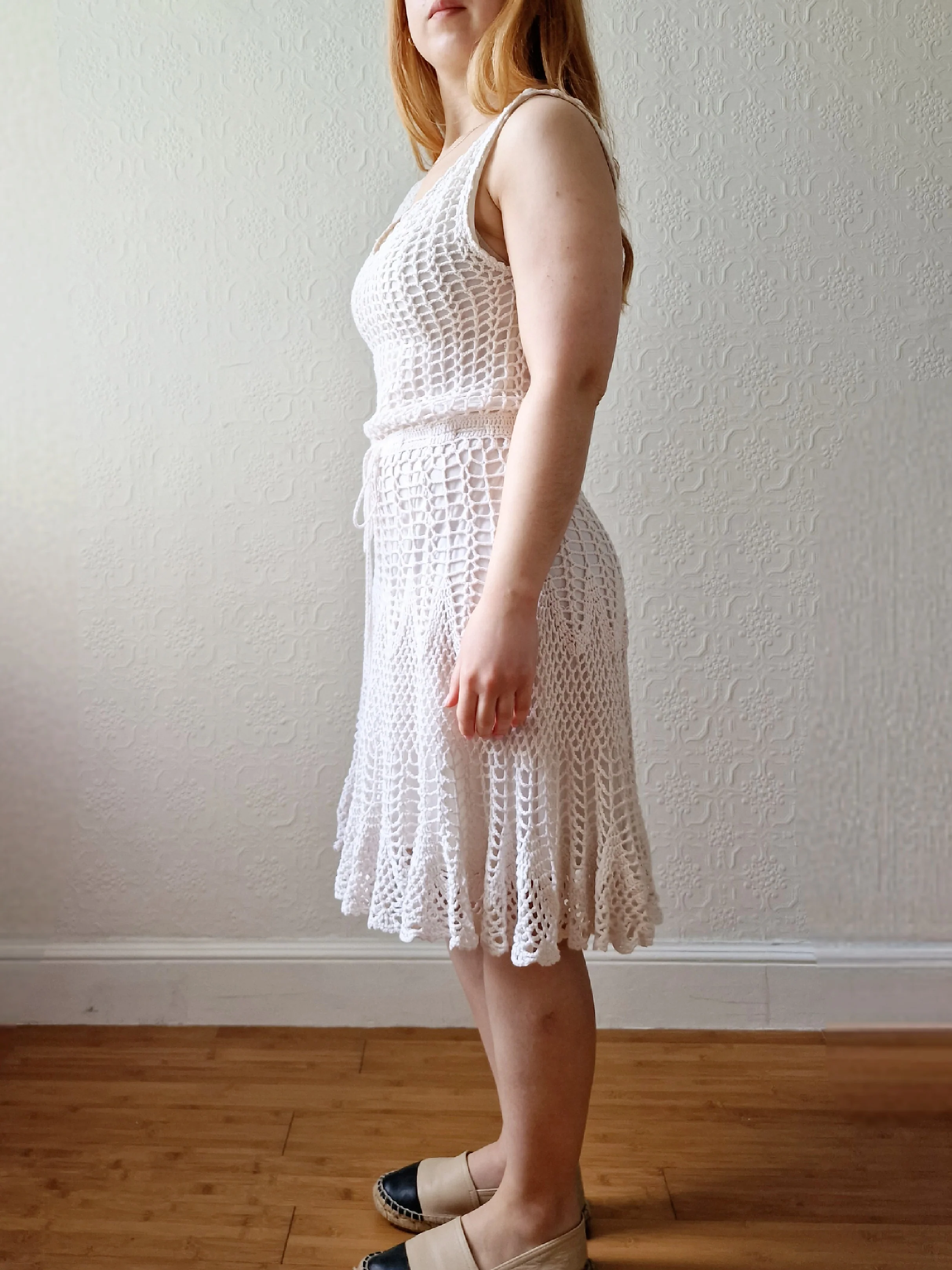 Vintage White Crochet Sleeveless Dress with Drawstring Waist - S/M - Image 3