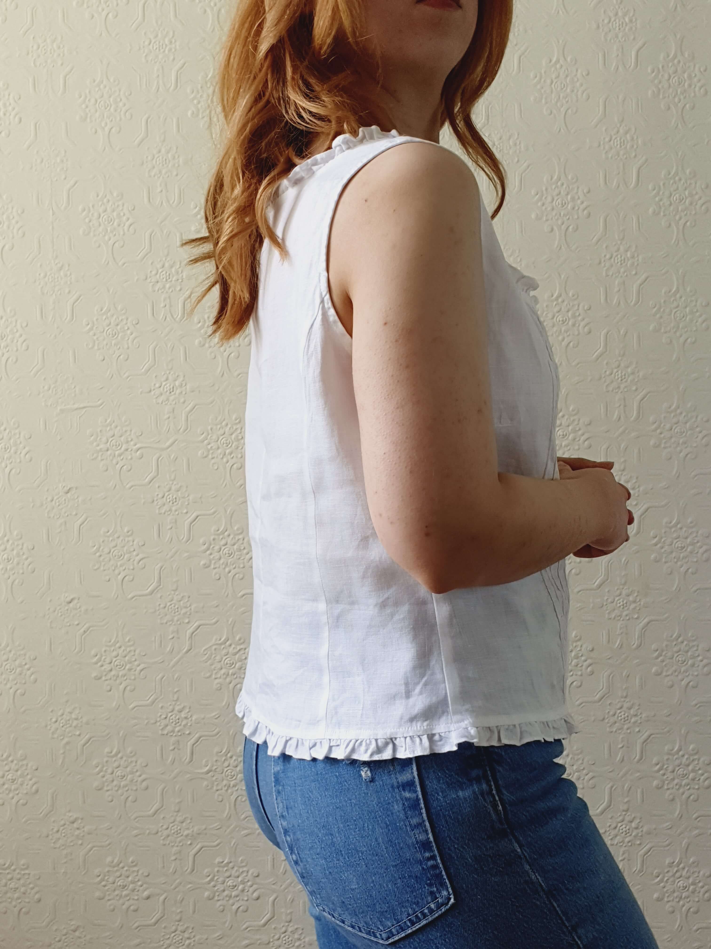 Vintage White Linen Sleeveless Top with Square Neckline - M/L - Image 6