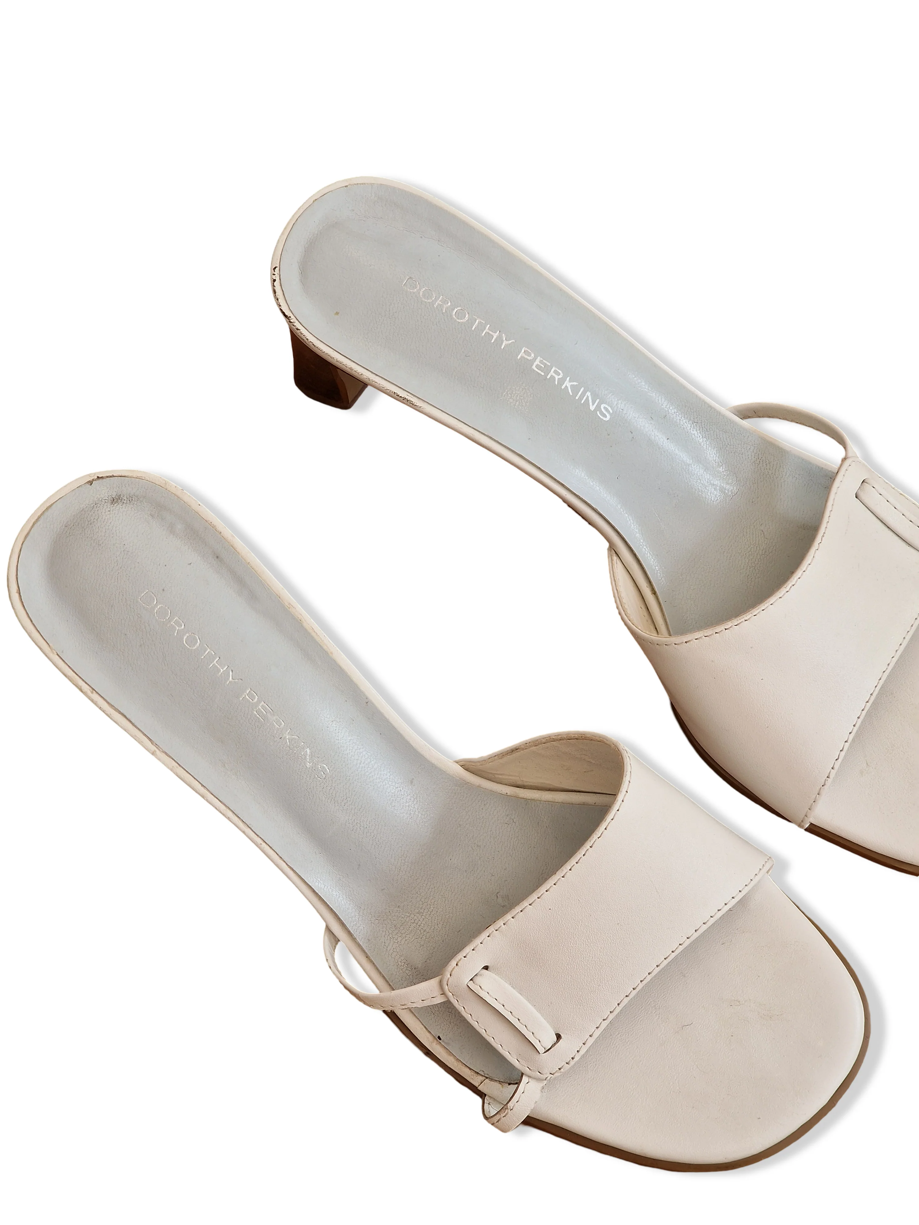 Vintage White Open-Toe Heeled Mules - UK5/EU38 - Image 8