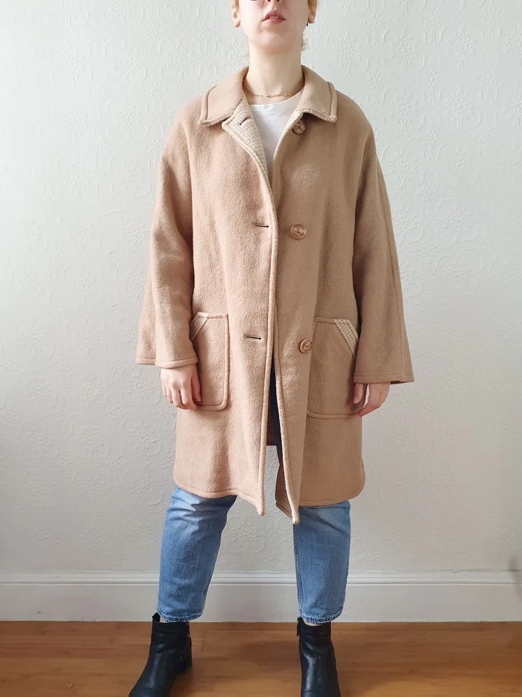 Vintage Wool Blend Lightweight Short Camel Coat with - M - Image 11