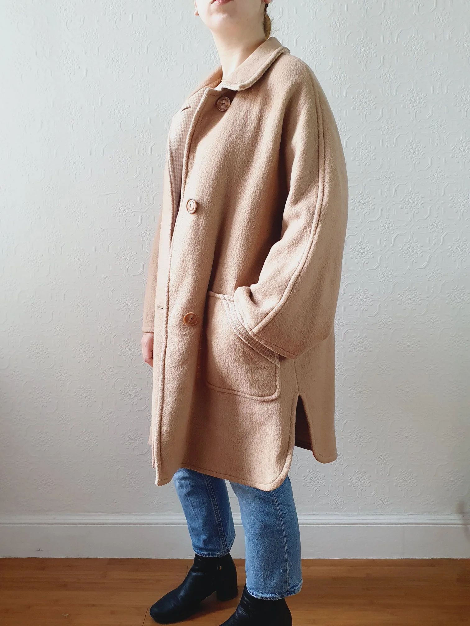 Vintage Wool Blend Lightweight Short Camel Coat with - M - Image 4