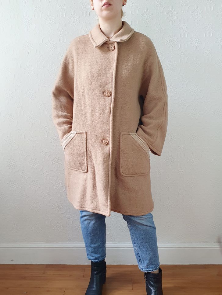 Vintage Wool Blend Lightweight Short Camel Coat with - M - Image 7