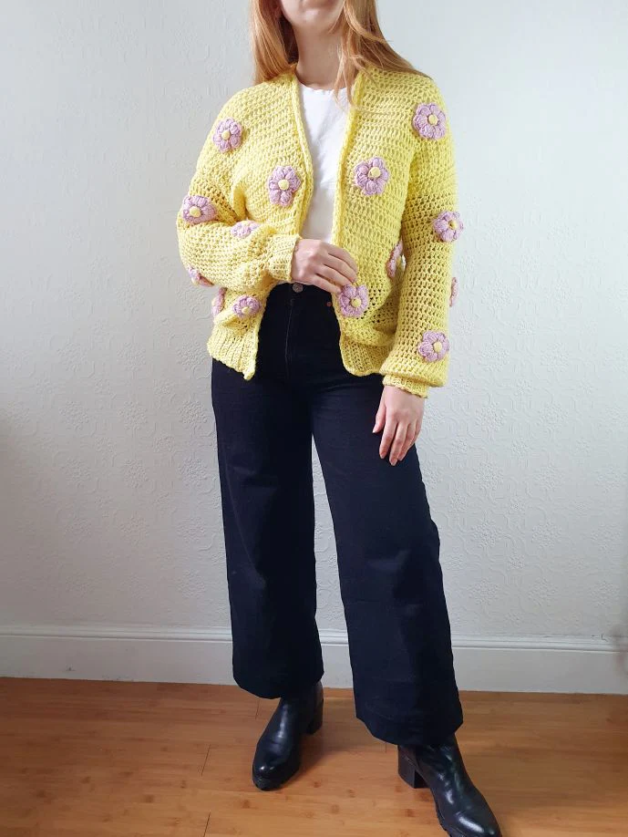 Vintage Wool Chrochet Yellow Open Cardigan with Lilac Flowers - S/M - Image 5